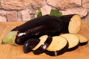 eggplant, fruit, vegetables-4926080.jpg